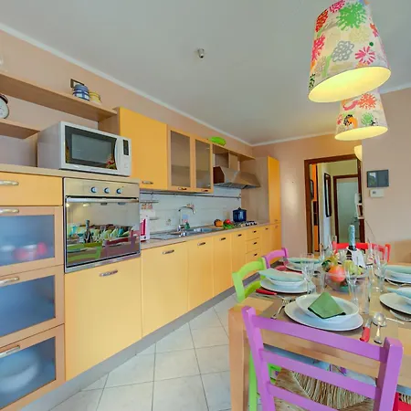 Casa Angiolina Lake Mountain View Villa